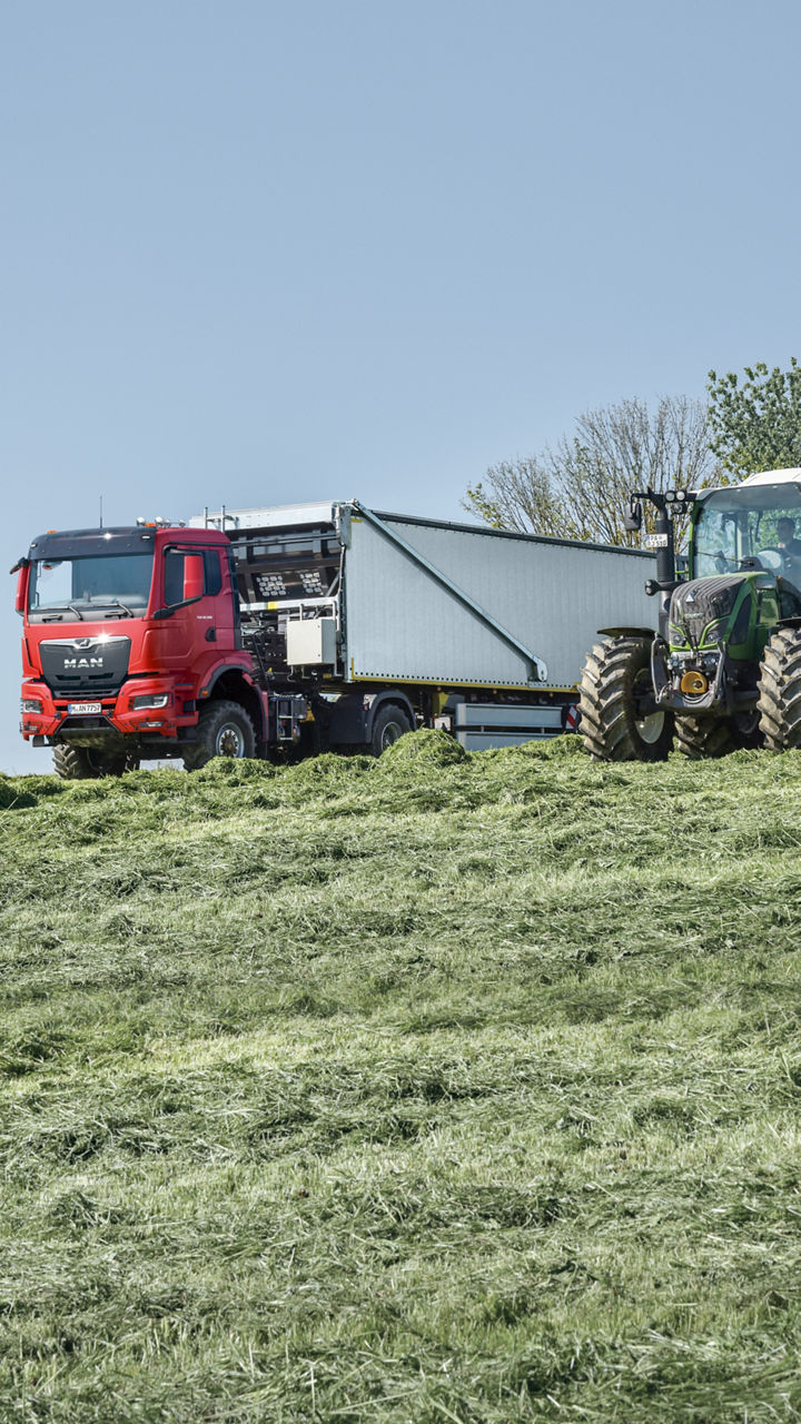 Tracteur routier MAN à usage agricole