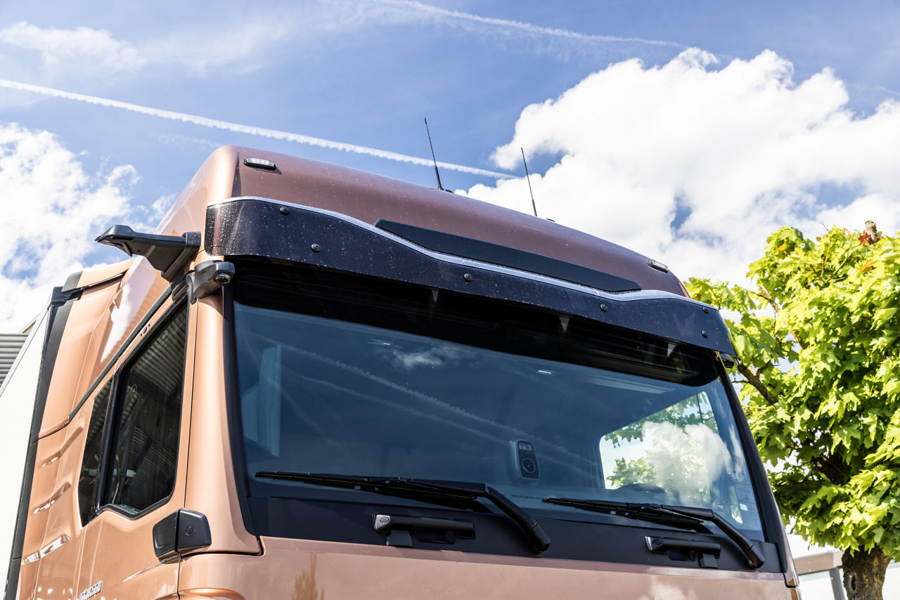 Aerodynamische zonnekap