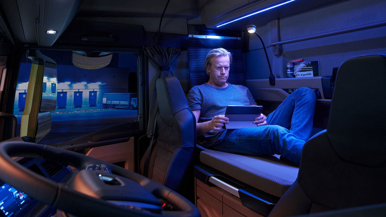 MAN Individual Lion -valopaketti