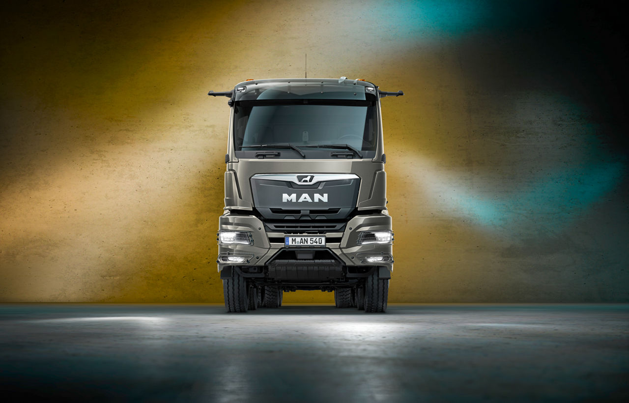 Zijaanzicht van een MAN TGS