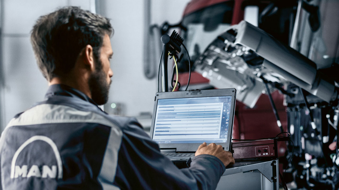MAN specialist servicing a MAN vehicle