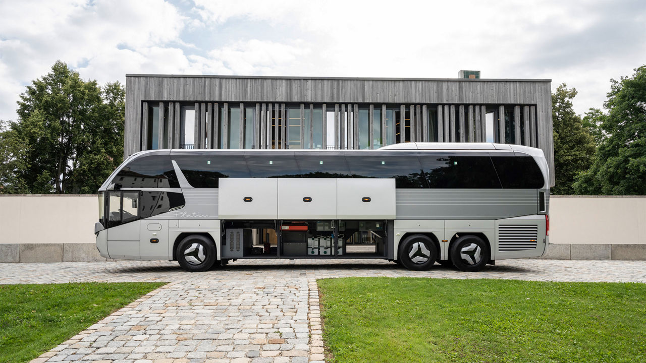 Luggage space in the NEOPLAN Cityliner 