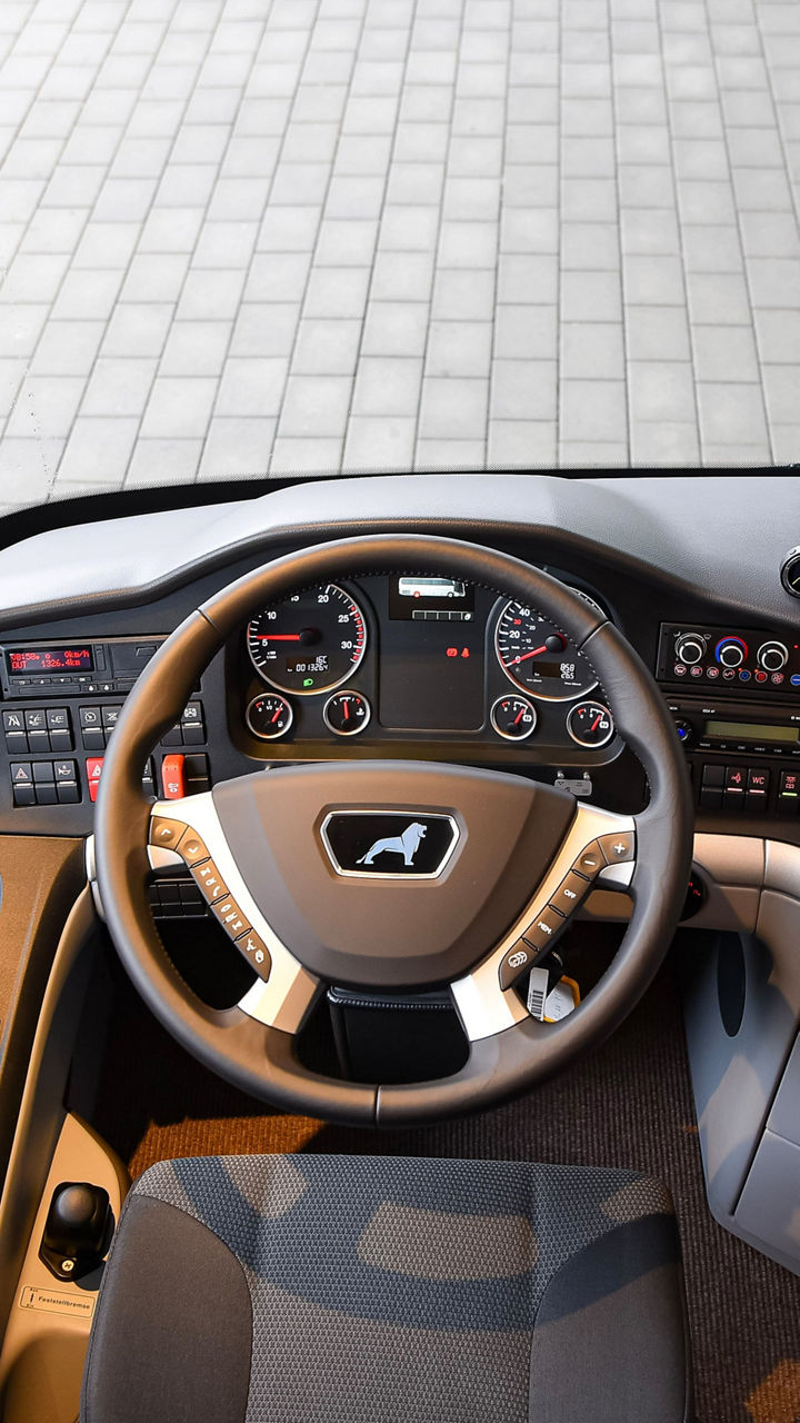 Cockpit of the new Lion's Coach 