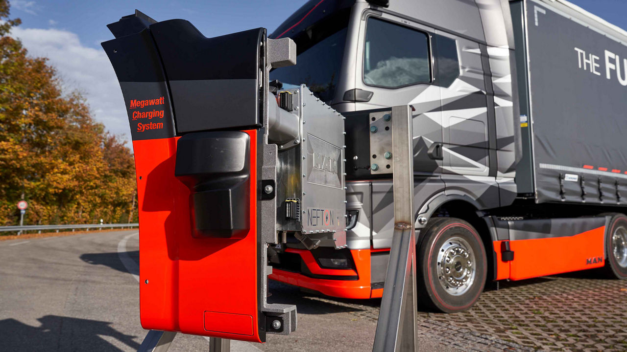 Eine Ladesäule für den eTruck
