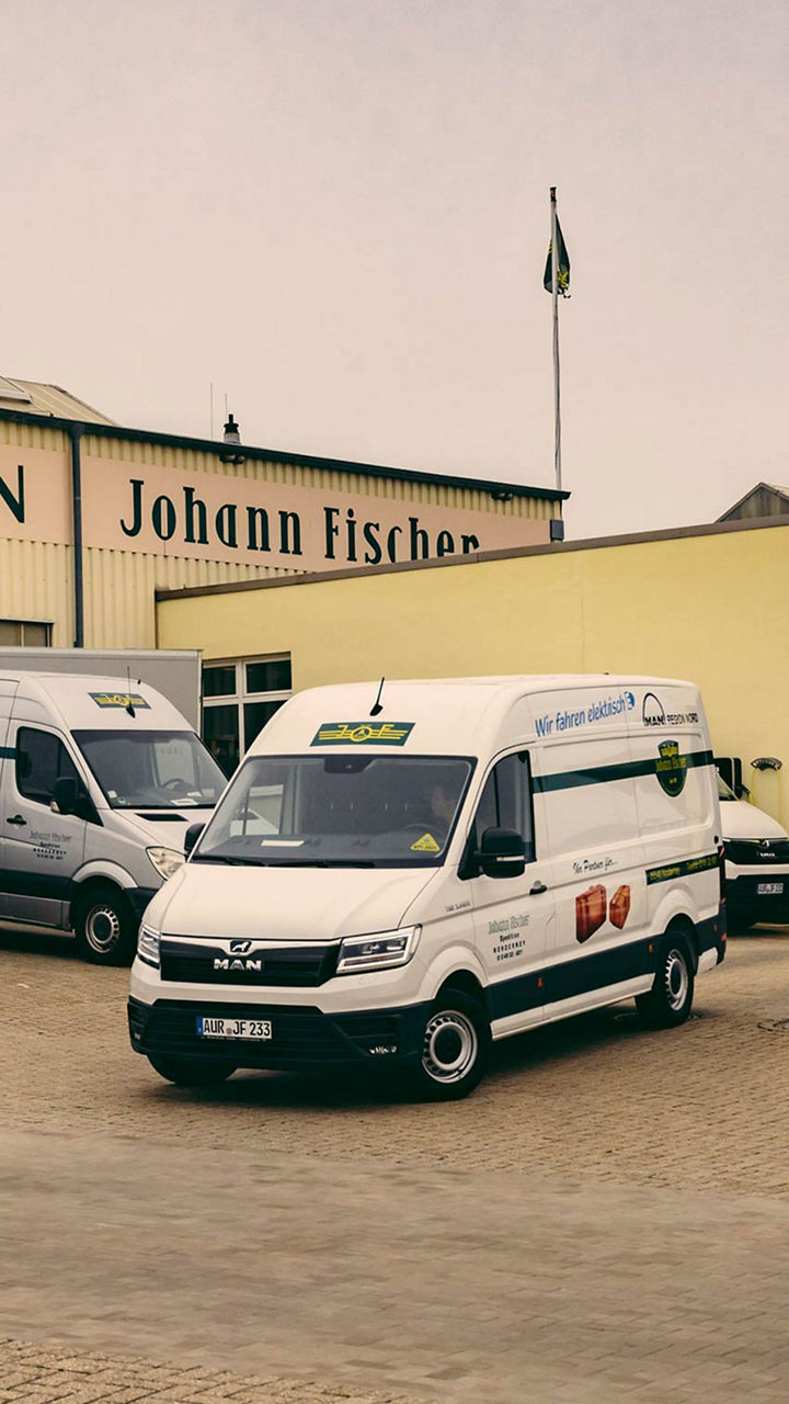 Fuhrpark der Spedition Johann Fischer. 