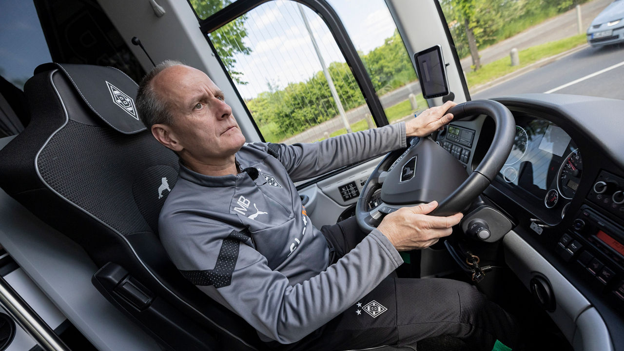 Porträt des Fahrers des Mannschaftsbusses von Borussia Mönchengladbach, Marcus Breuer