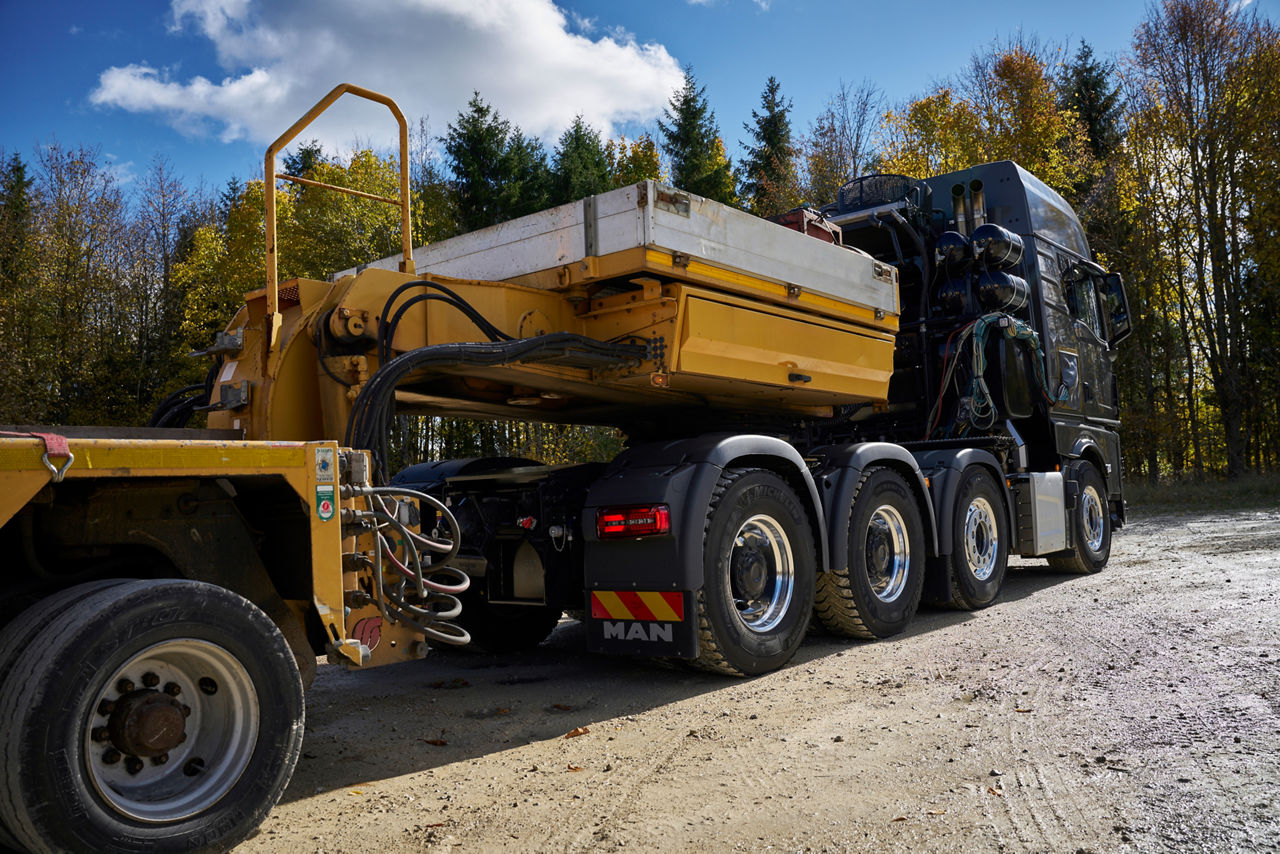 Il MAN TGX offre configurazioni adatte per ogni impiego di carichi pesanti.