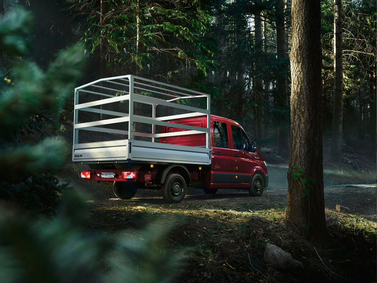 Il MAN TGE con allestimento con centina.