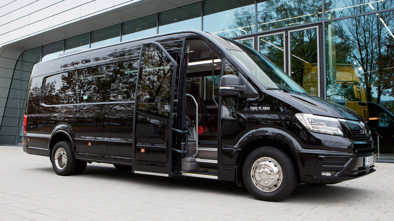 Privacy protection thanks to privacy glazing