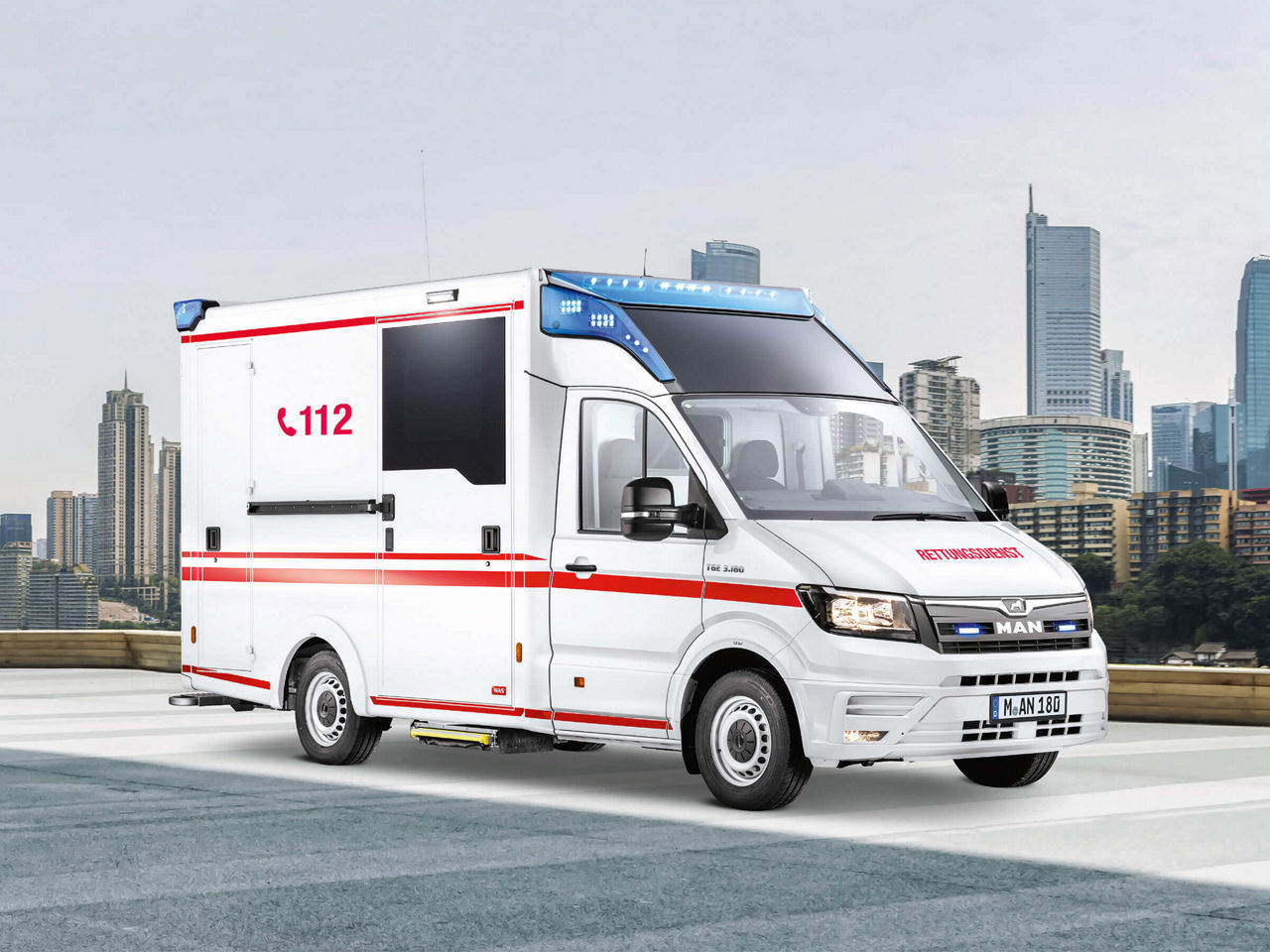 Zuverlässig im Einsatz - der MAN TGE Rettungswagen 