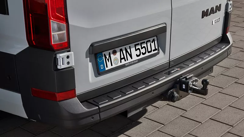 MAN Individual Lion S loading edge protection