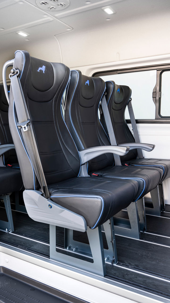 Comfortable seats in the MAN TGE Combi Van