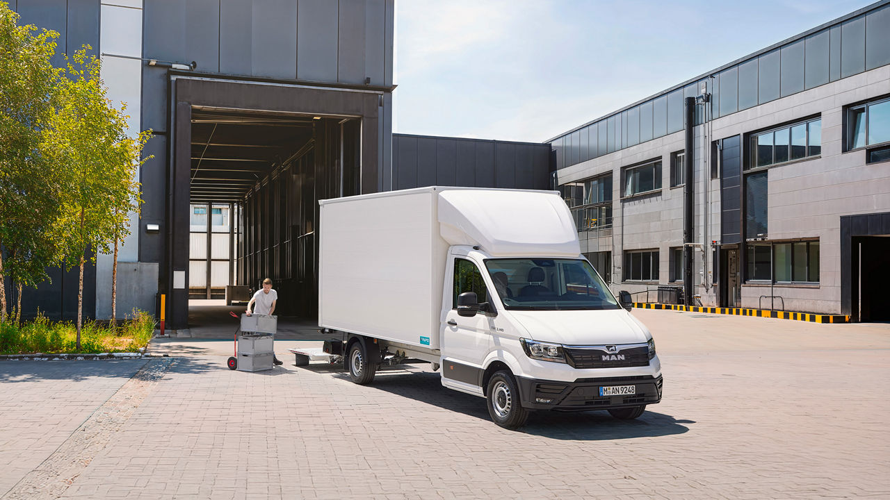 MAN focuses on proximity to the customer