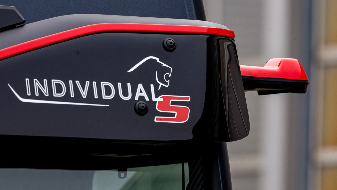 MAN OptiView digital mirror replacement system.