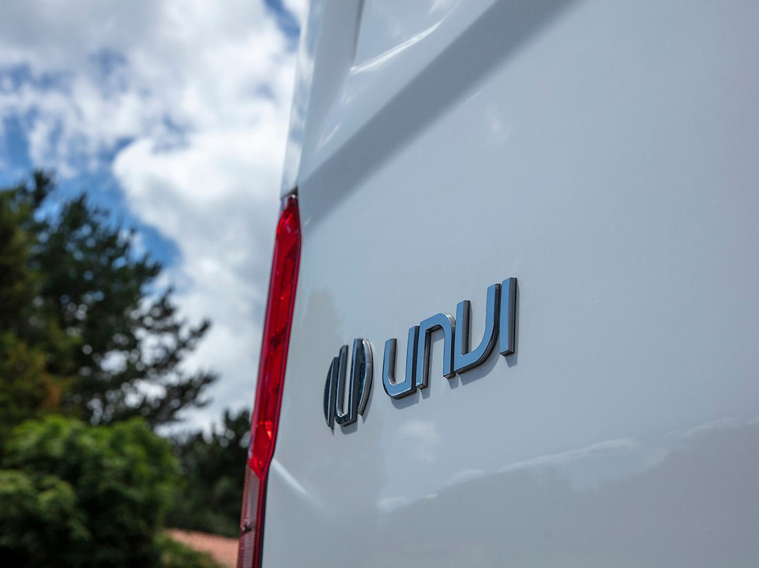 microbus-unvi-carroceria.jpg