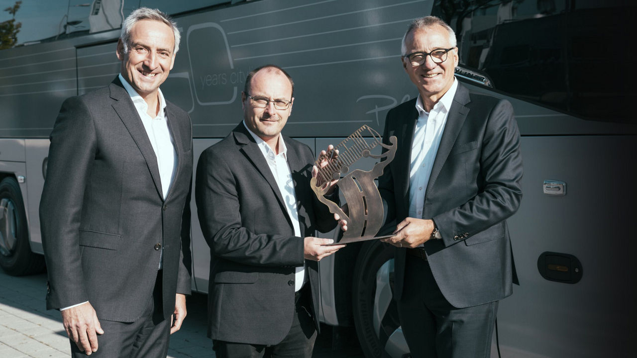 neoplan-cityliner-coty-2022-handover-teaser.jpg