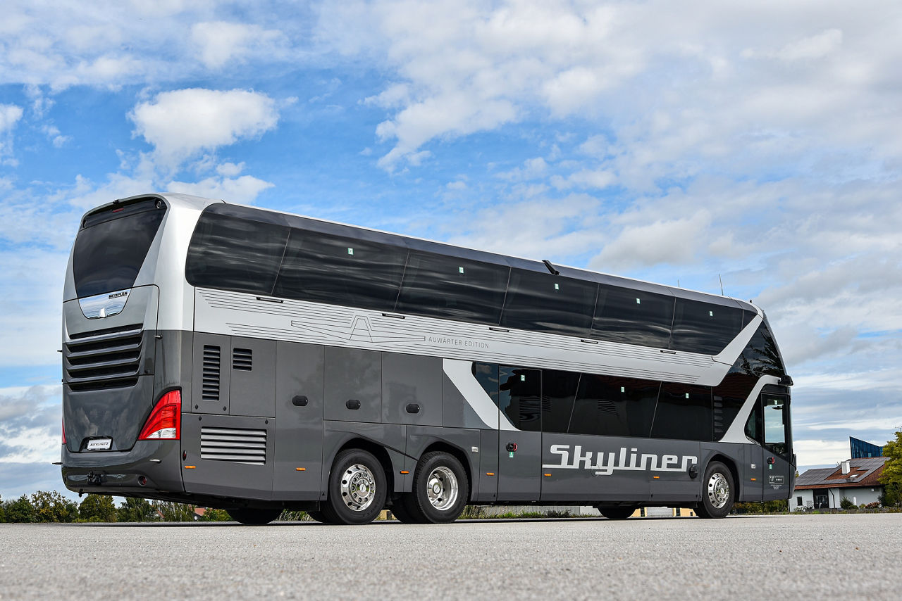 Neoplan Skyliner