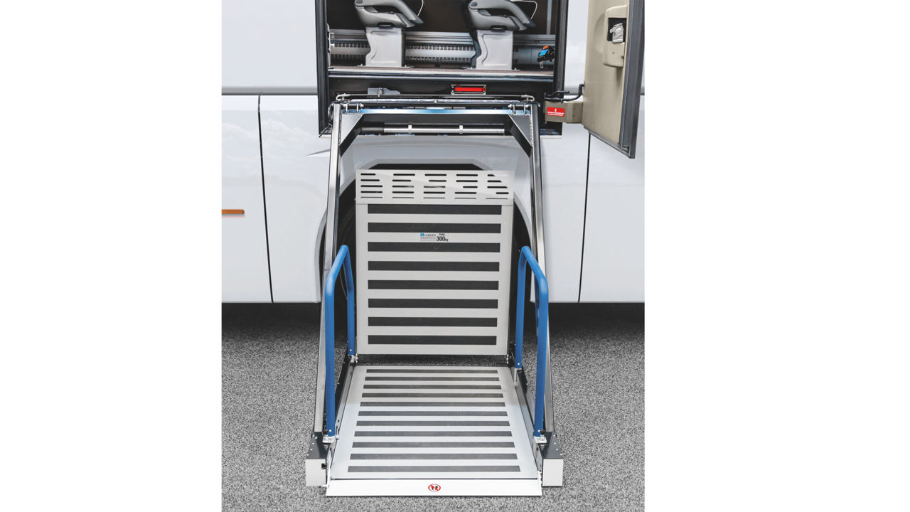 NEOPLAN Tourliner Accessibility